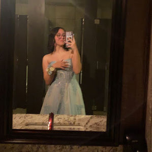 Meet your Posher, Madison